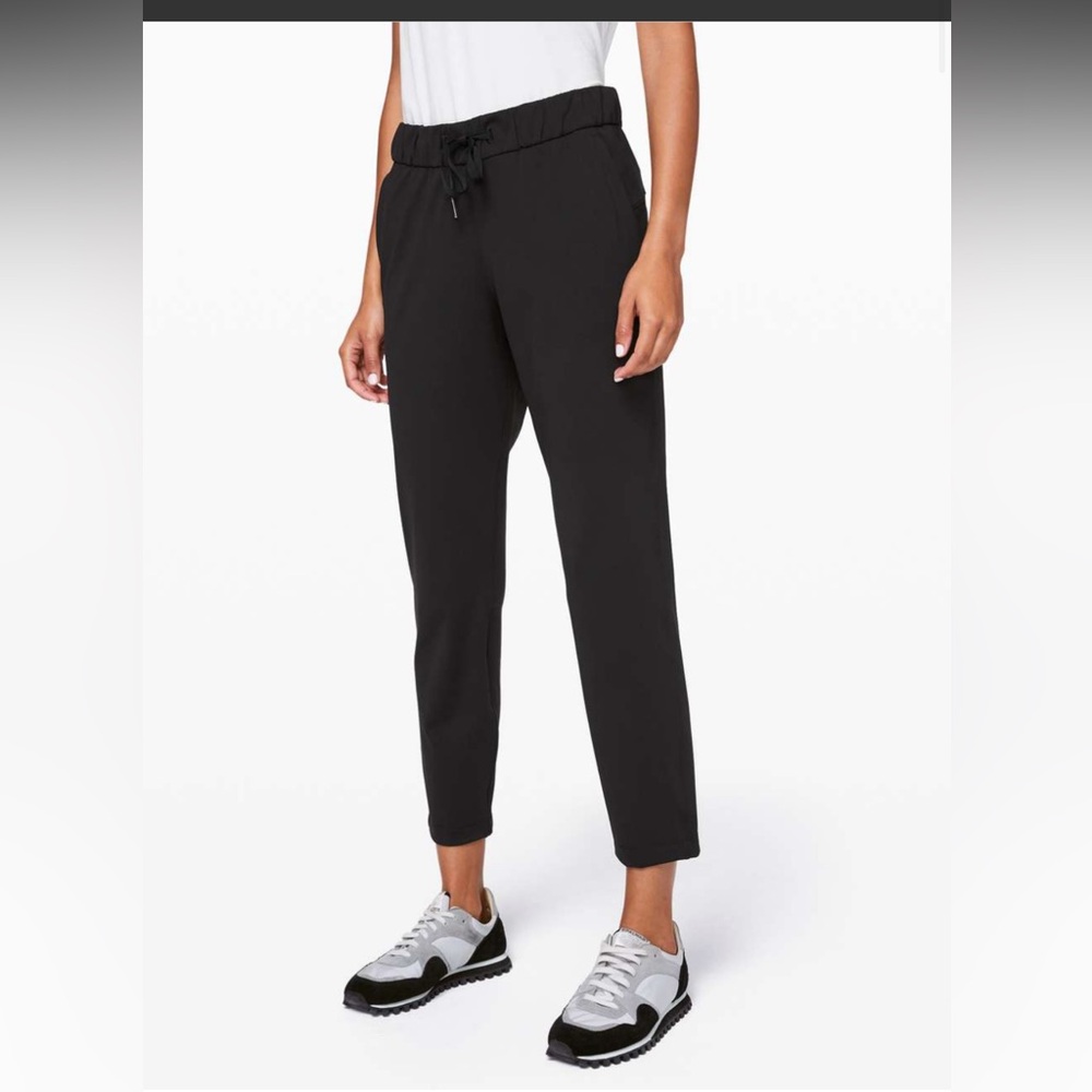 Lululemon on the fly pant Luxtreme